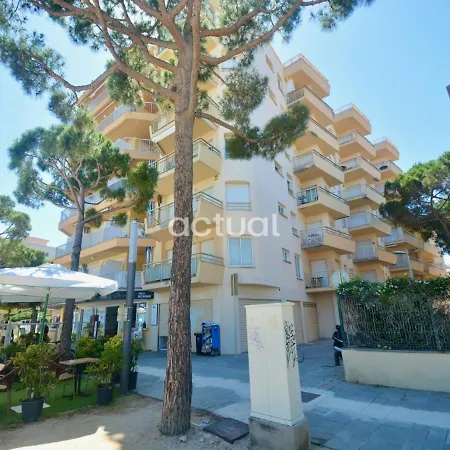 Marina A-4 Apartment *